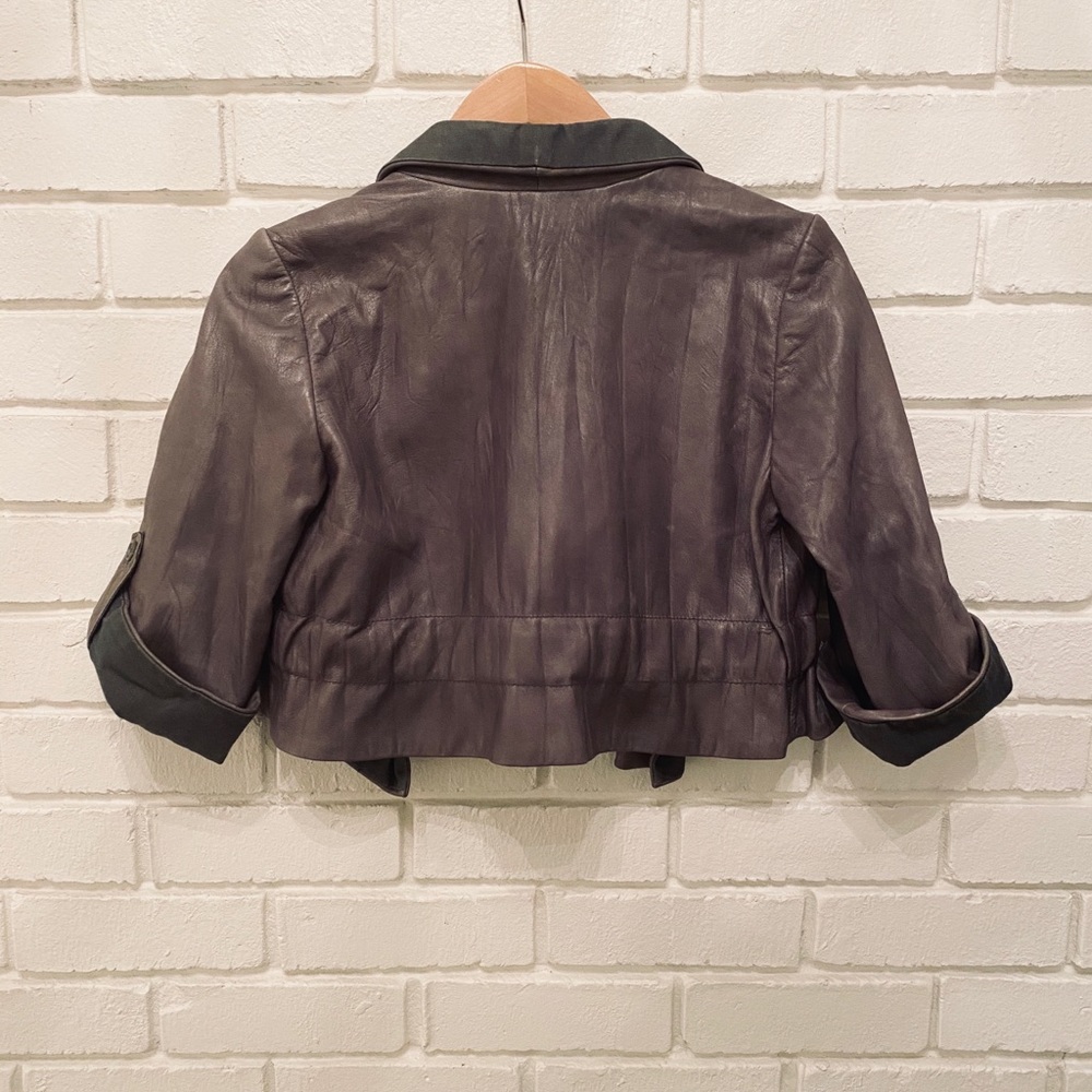 100% Genuine Leather Cropped Jacket - Picture 2 of 3